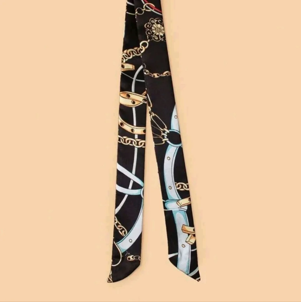 New! Skinny pronto scarf